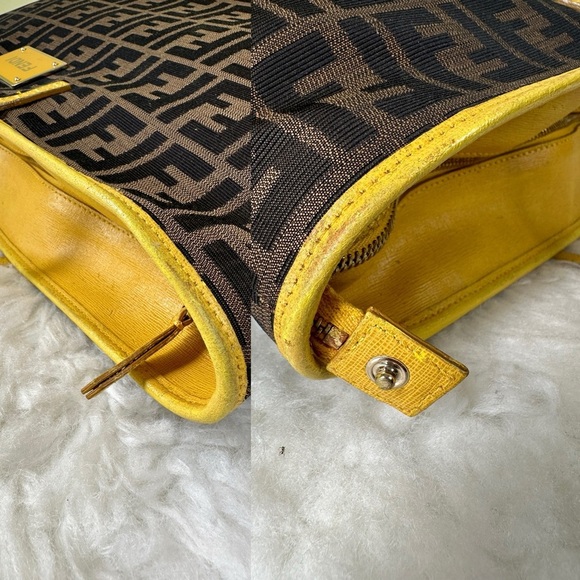 💯Authentic Fendi Roll tote Zucca Canvas Handbag🍀 - Picture 12 of 17